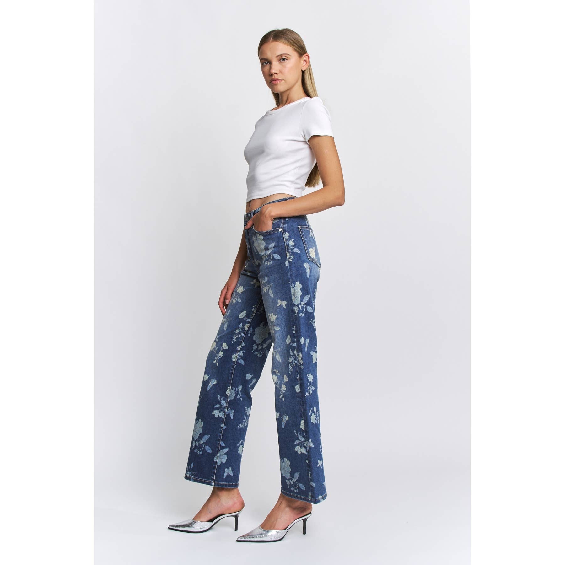 HIGH RISE WIDE LEG EMBELLISHMENT: RICH BLUE / 28