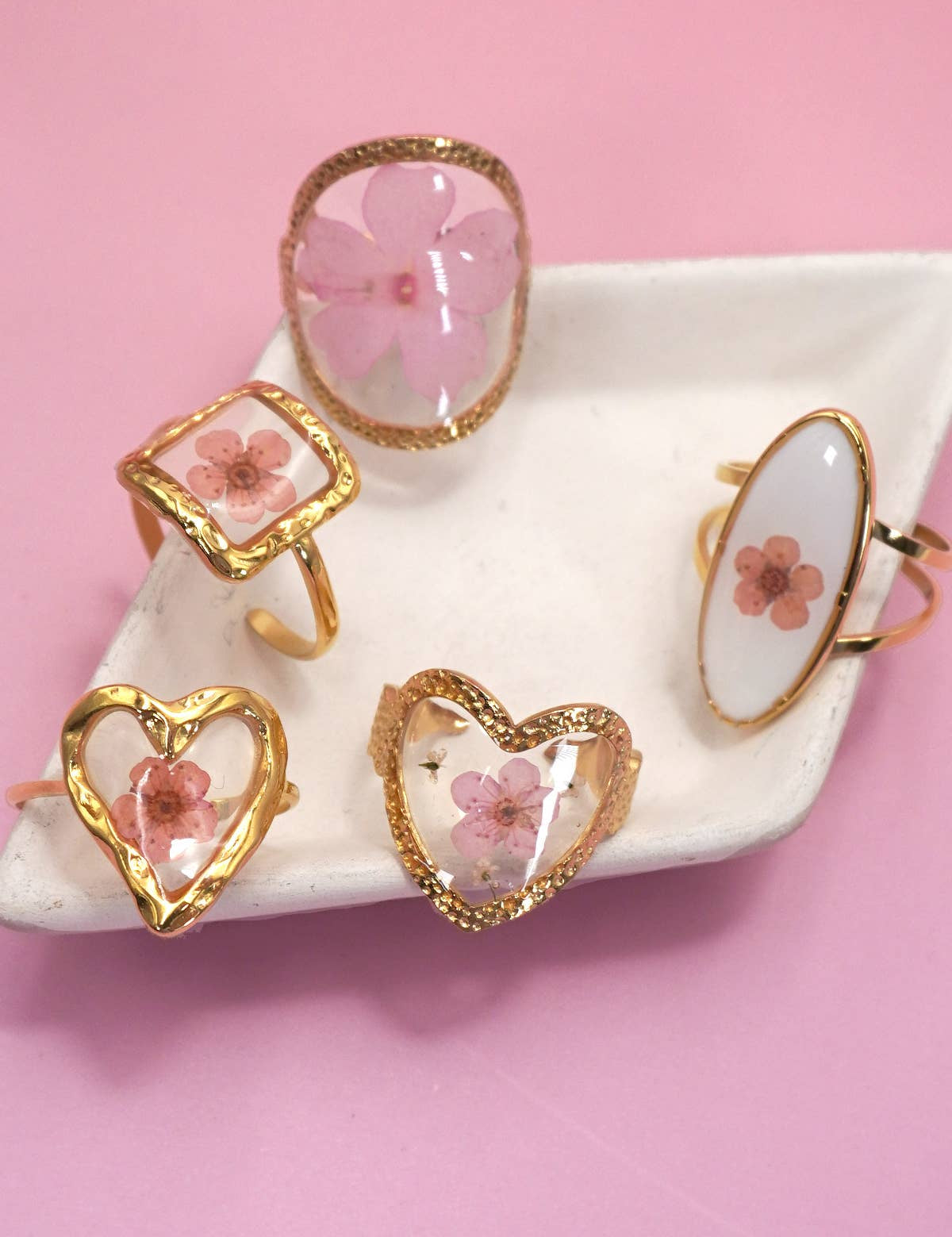 18K STAINLESS STEEL TARNISH FREE FLORAL RINGS | 40R104: HEART APRICOT