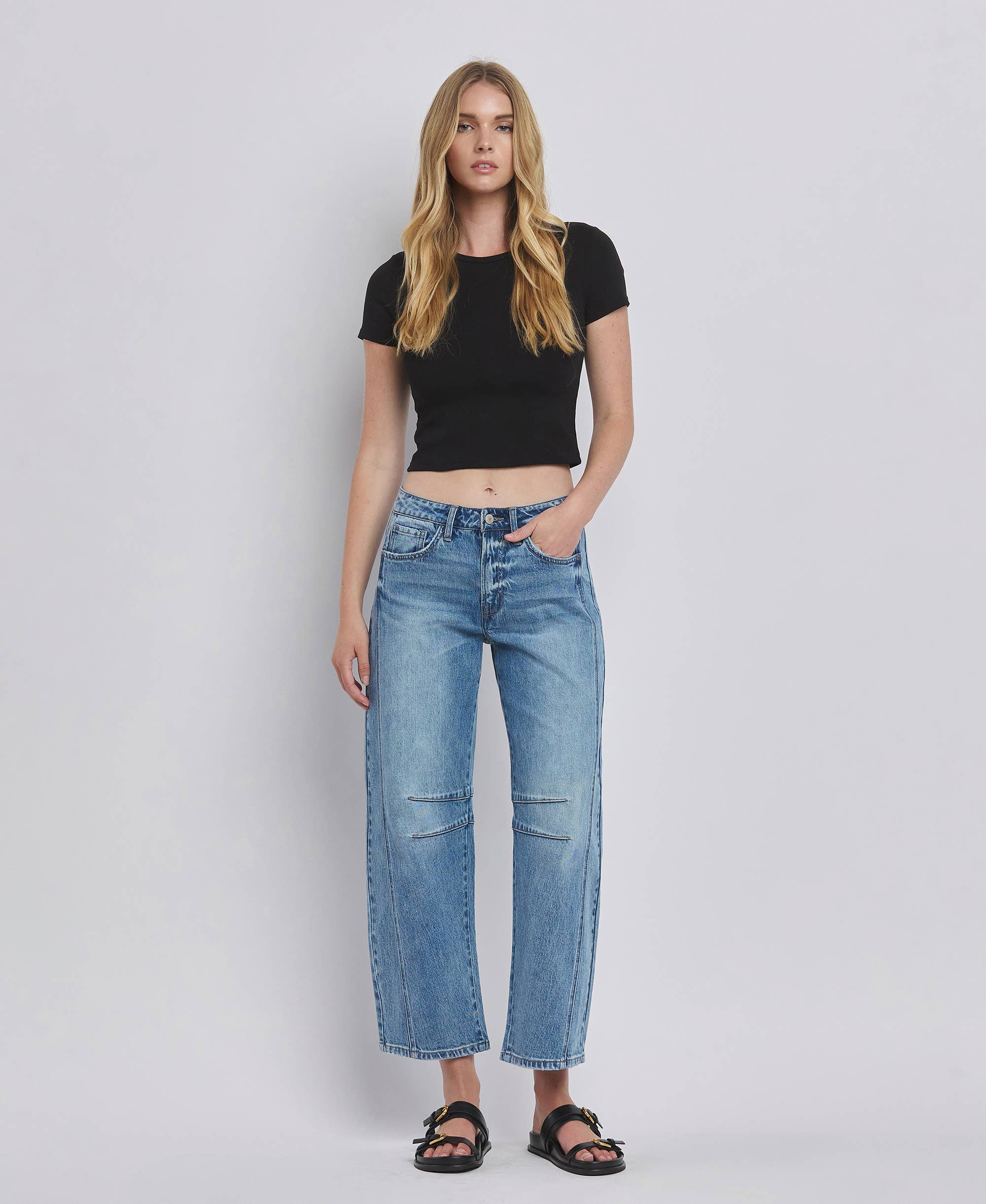 HIGH RISE DART STRUCTURED FIT BARREL LEG JEANS T6514: TINGLE / 27