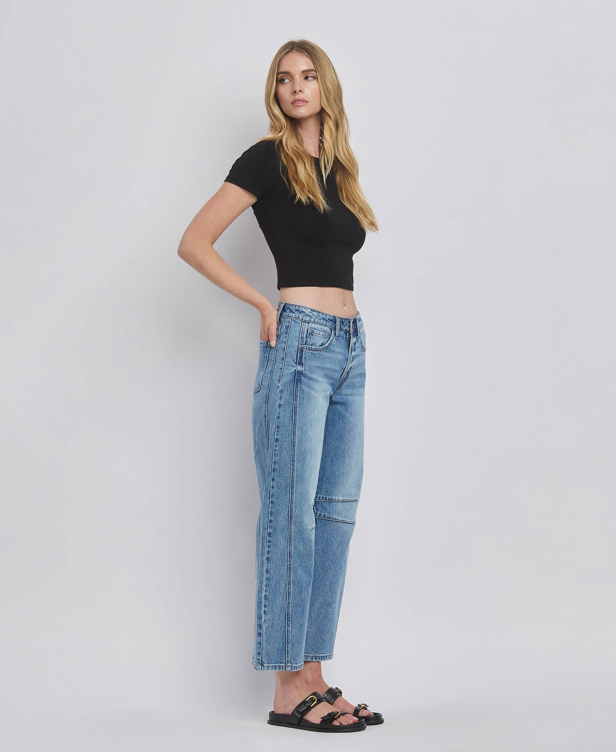 HIGH RISE DART STRUCTURED FIT BARREL LEG JEANS T6514: TINGLE / 28