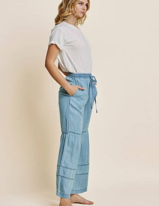 Plus Washed Denim Tiered Wide Leg Pants: Washed Chambray