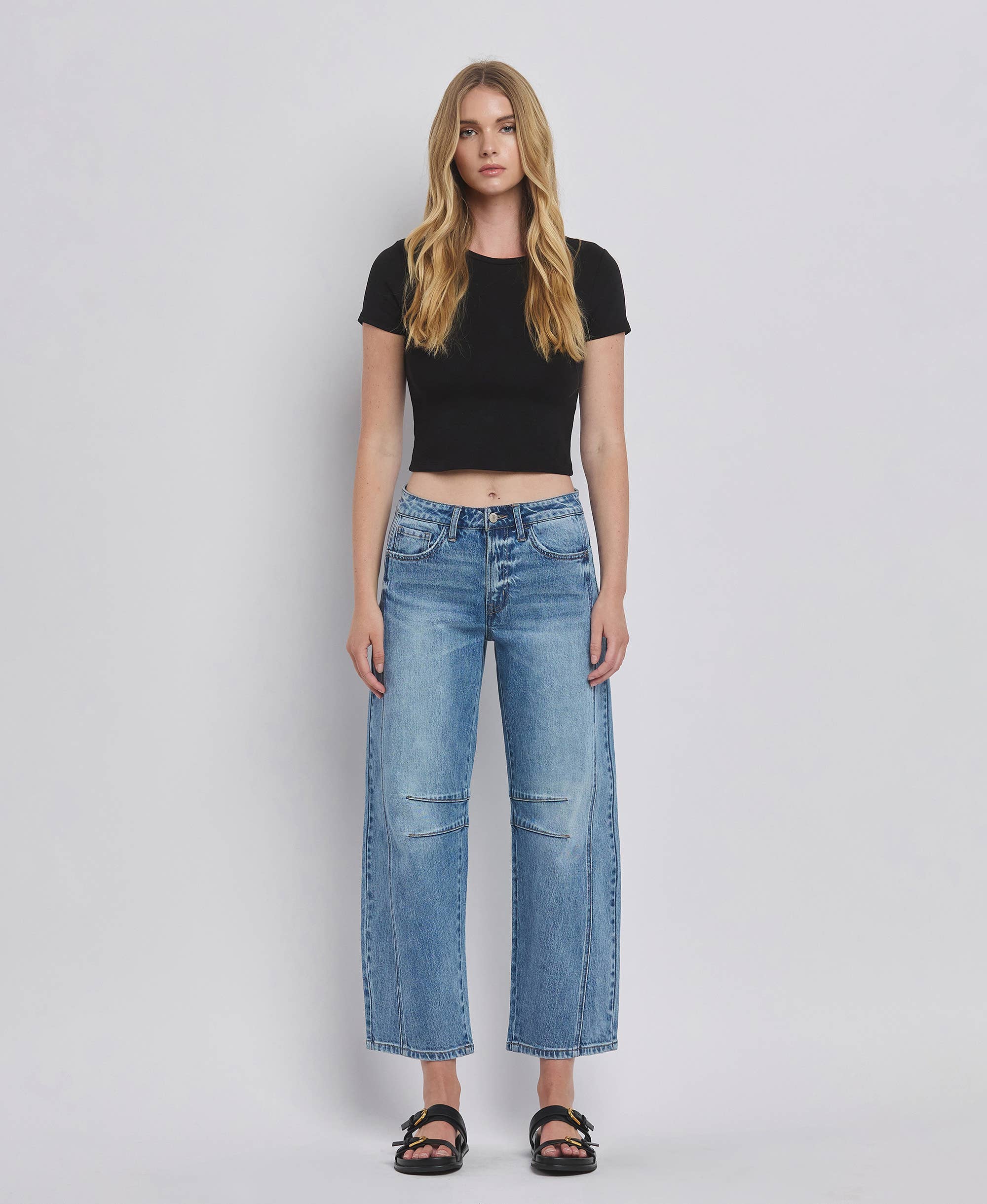 HIGH RISE DART STRUCTURED FIT BARREL LEG JEANS T6514: TINGLE / 28