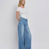 SUPER HIGH RISE WIDE LEG JEANS V3567: KUDOS / 25