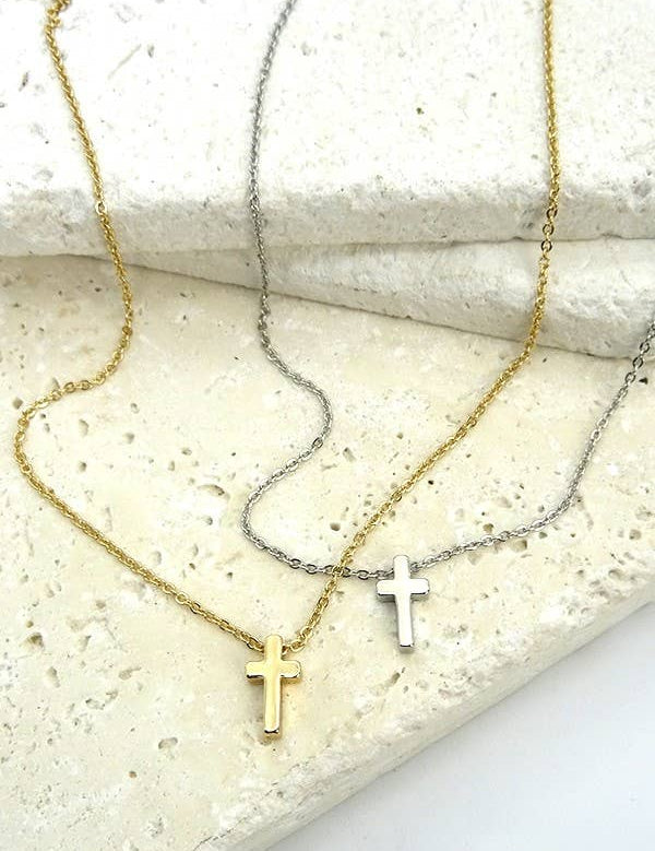 CLASSIC MINI CROSS NECKLACE | 47N15737-CROSS: SILVER