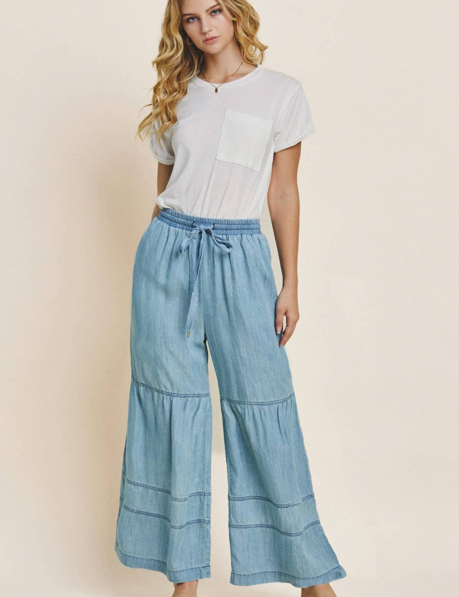 Plus Washed Denim Tiered Wide Leg Pants: Washed Chambray