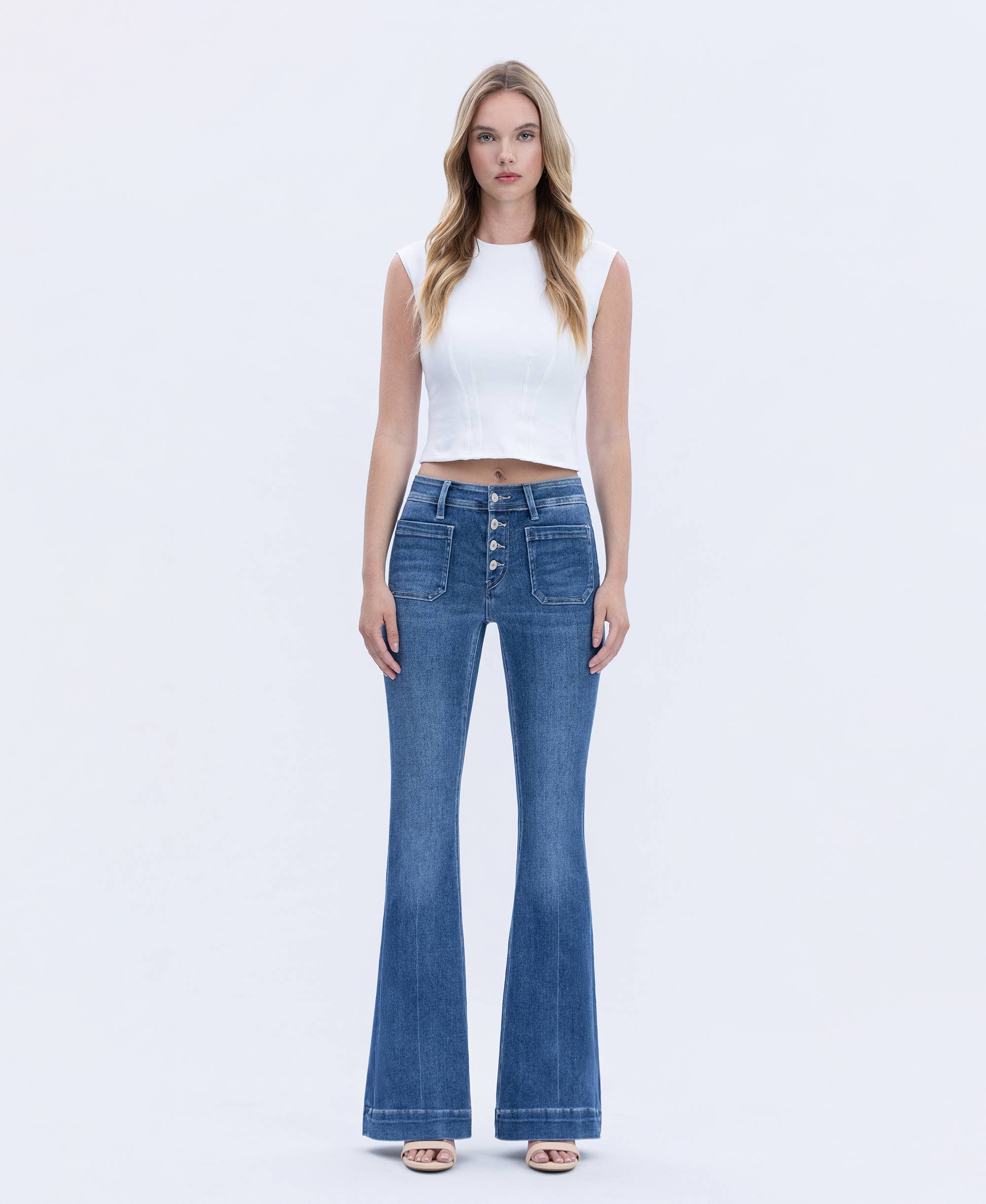 MID RISE BUTTON FLY TROUSER HEM FLARE JEANS T5848: GLEEFULLY / 32