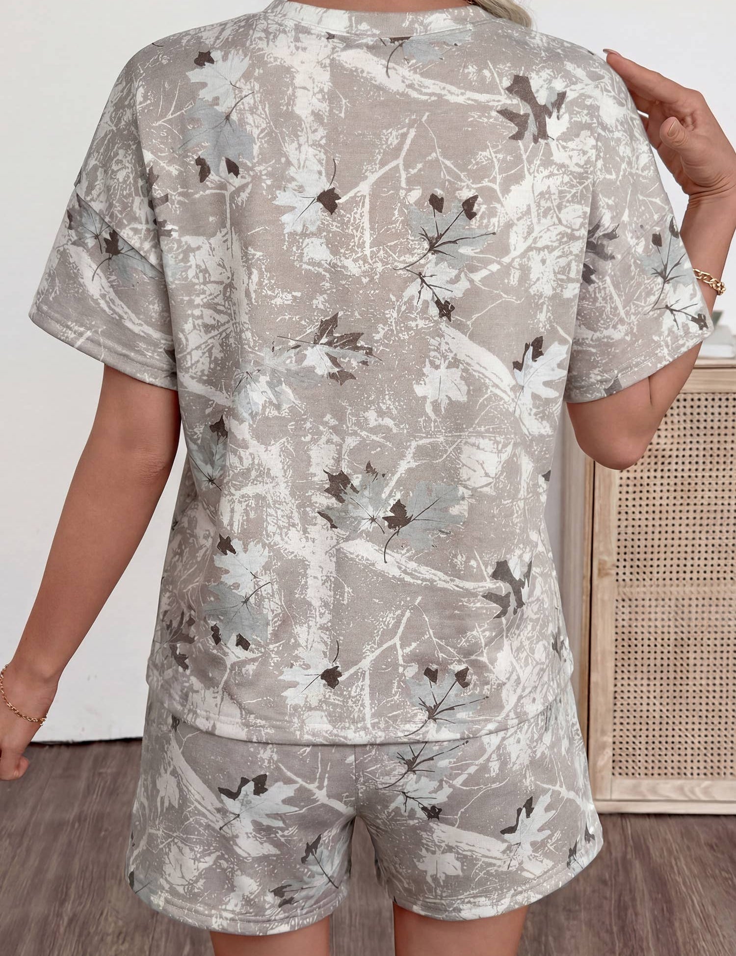 Fashion Woodland Camouflage Short Set: White / M