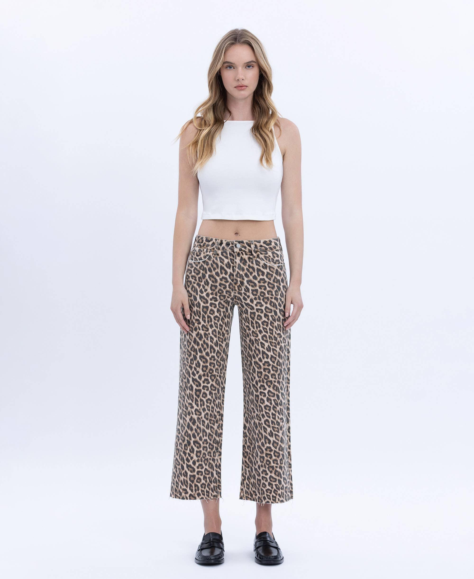 HIGH RISE ANIMAL PRINT CROP WIDE LEG JEANS T5894LPD: ANIMAL PRINT / 25