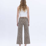HIGH RISE ANIMAL PRINT CROP WIDE LEG JEANS T5894LPD: ANIMAL PRINT / 25