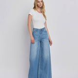 SUPER HIGH RISE WIDE LEG JEANS V3567: KUDOS / 25