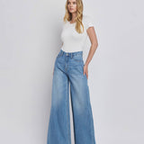SUPER HIGH RISE WIDE LEG JEANS V3567: KUDOS / 32