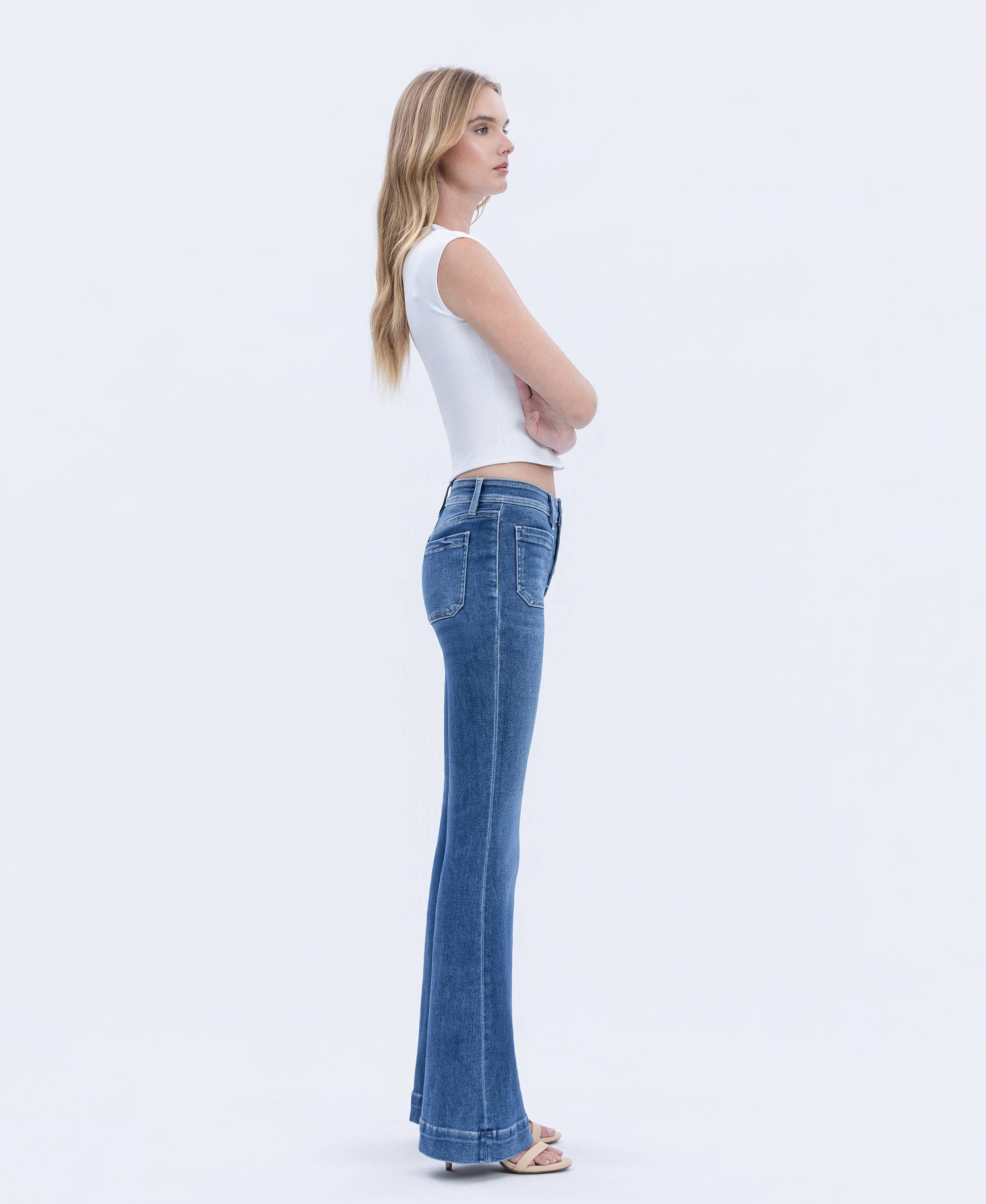 MID RISE BUTTON FLY TROUSER HEM FLARE JEANS T5848: GLEEFULLY / 29